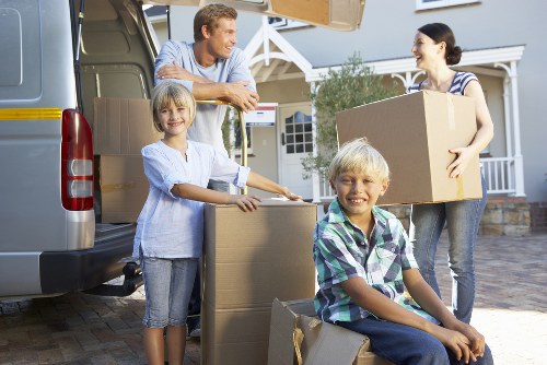 Careful packing and loading support for Battersea removals