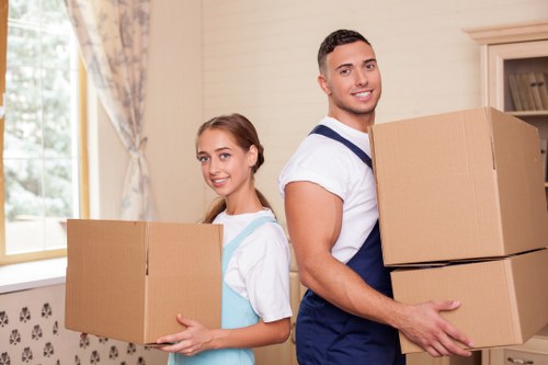 Efficient man and van support for Battersea relocations
